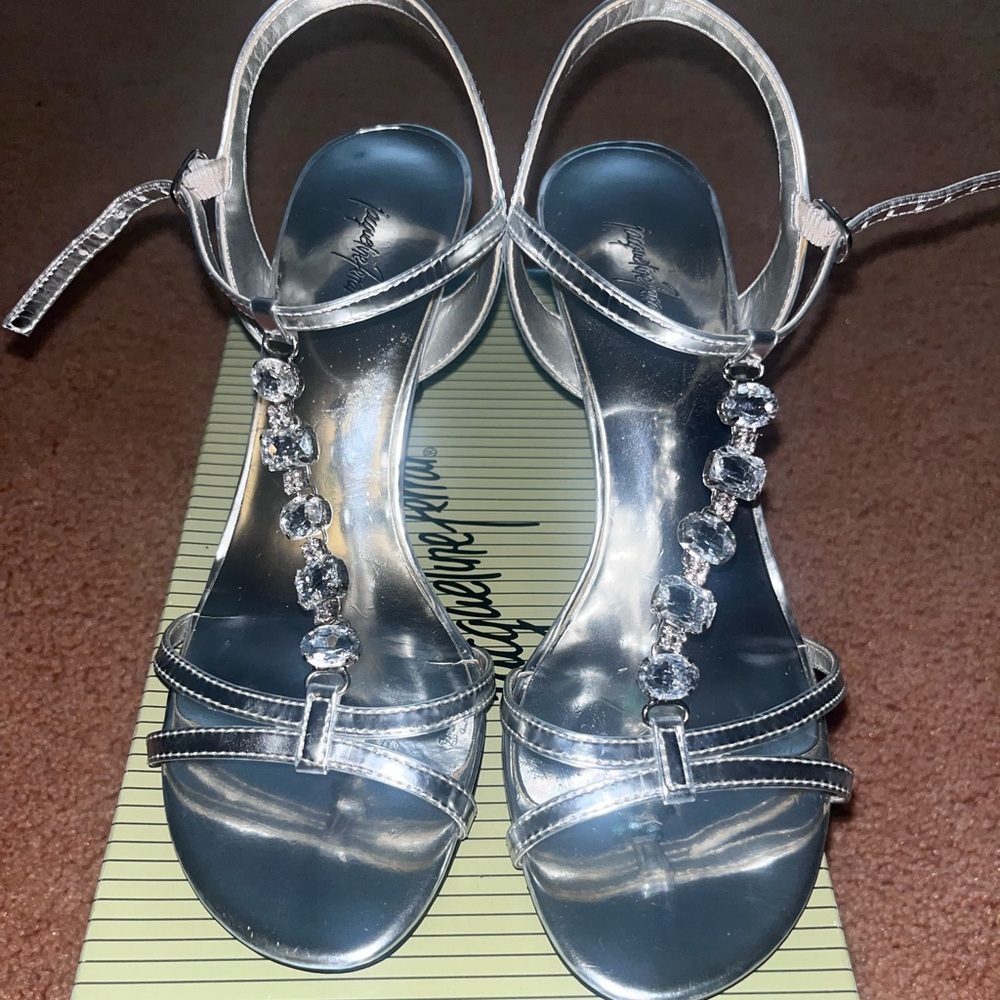 Elegant Silver Jeweled Strappy Heels 6.5